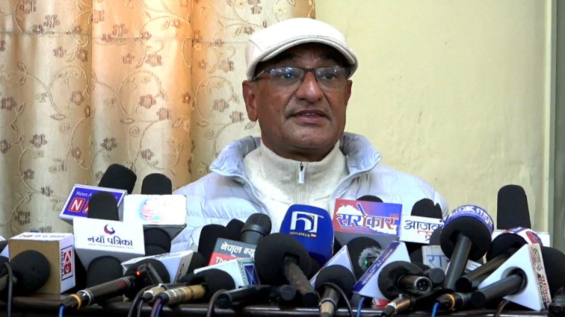 जेनजी आन्दोलनमा बल प्रयोग र गोली चलाउने आदेश दिएको छैनः रमेश लेखक